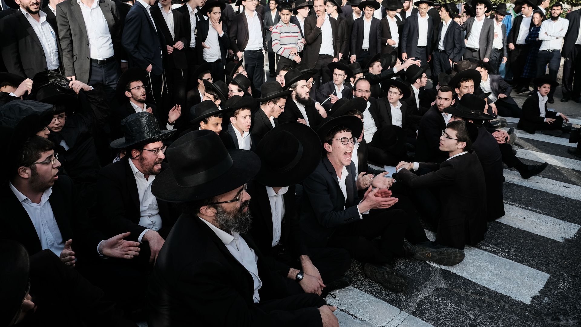 Los ultraortodoxos no quieren hacer la mili en Israel mientras EEUU reconoce los estragos en Gaza