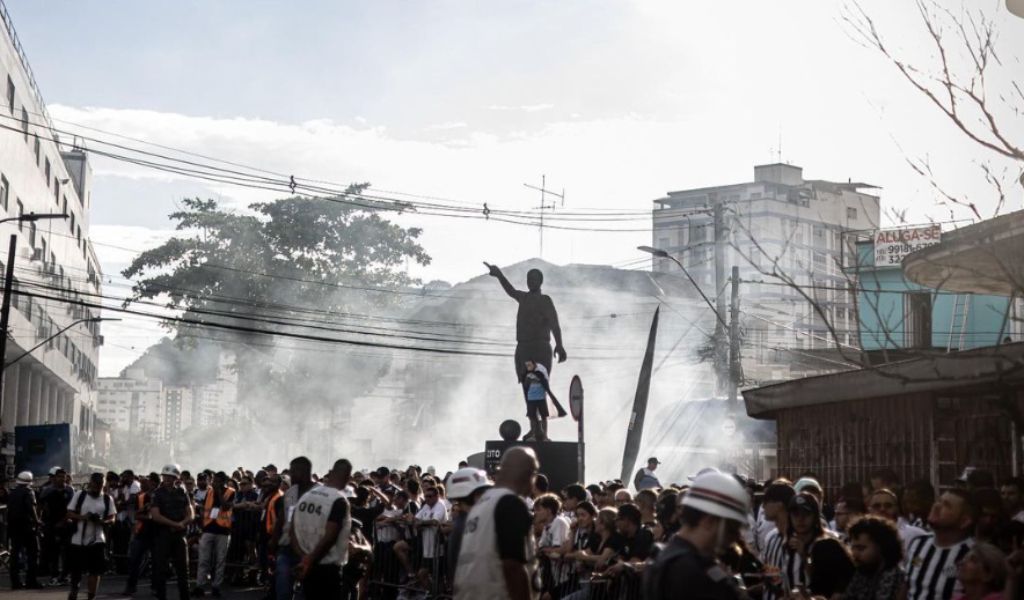  Aficionados del Santos en las calles (@santosfc)