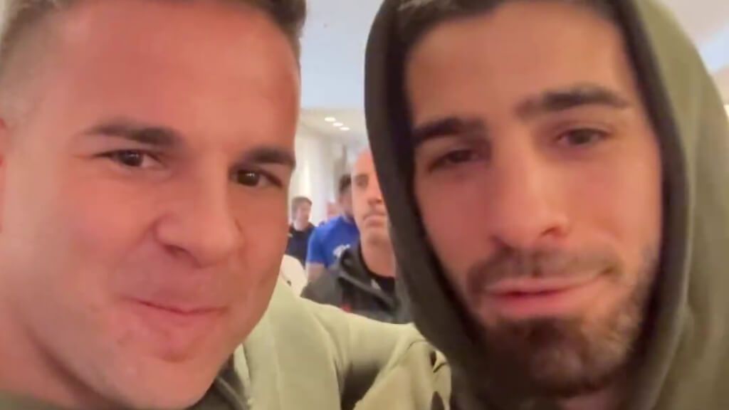  Ángel Gaitán con Ilia Topuria antes del combate (@angel_gaitan_oficial)