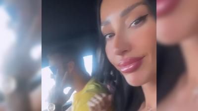  Aurah y Jesé en uno de sus coches de lujo (@aurah.ruiz)