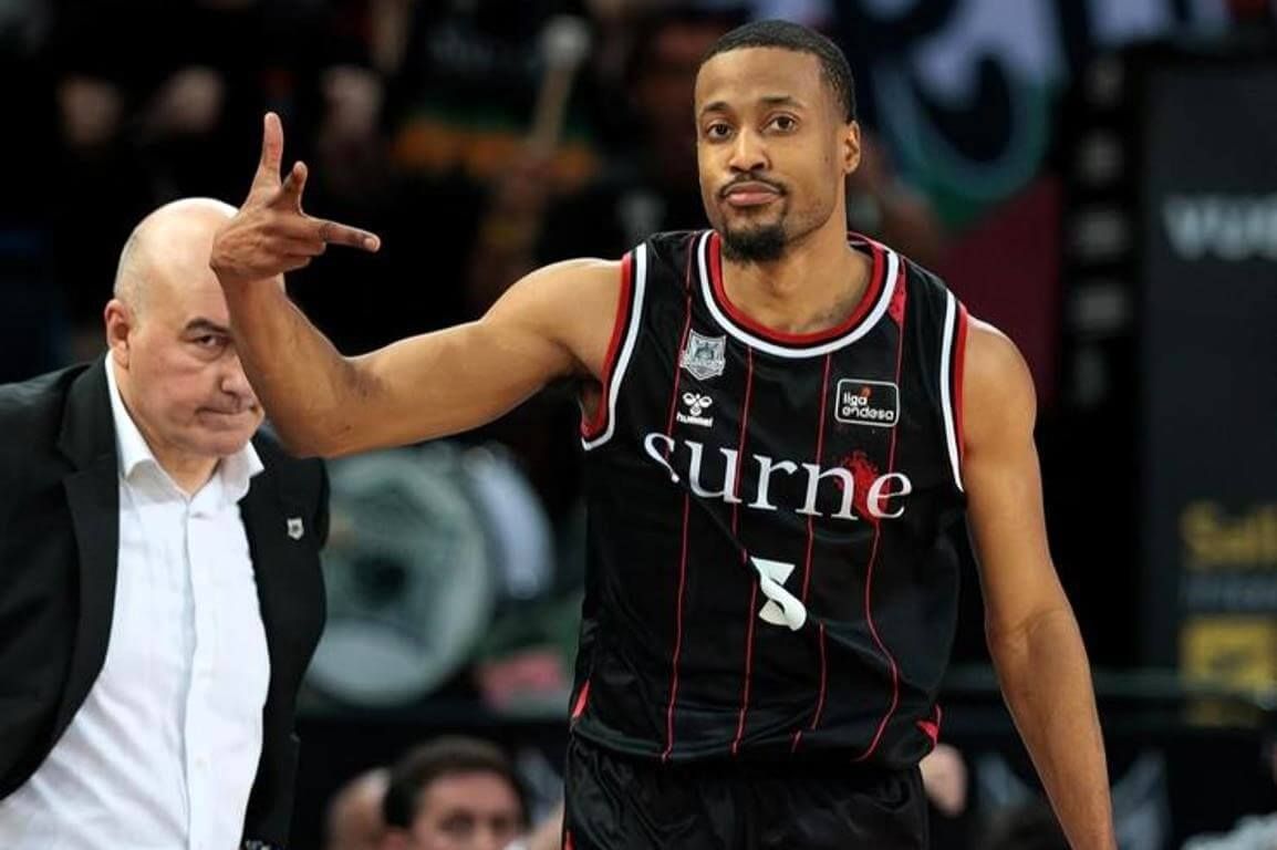 Un triple más para el Surne Bilbao Basket en Miribilla.