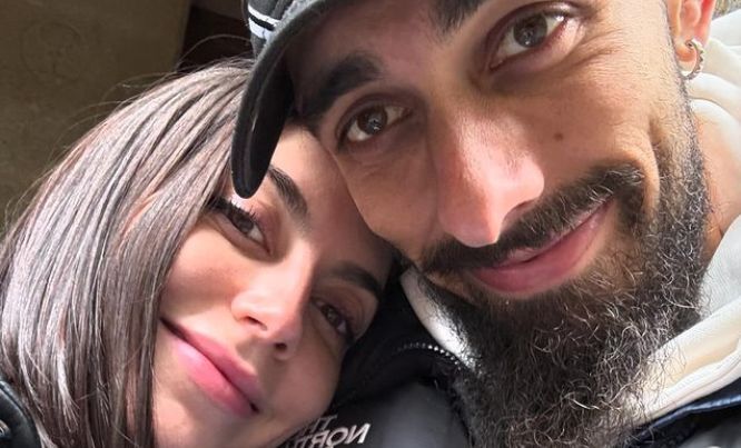  Borja Iglesias y su pareja, María Valero en una foto de Instagram (@borjaiglesias9)