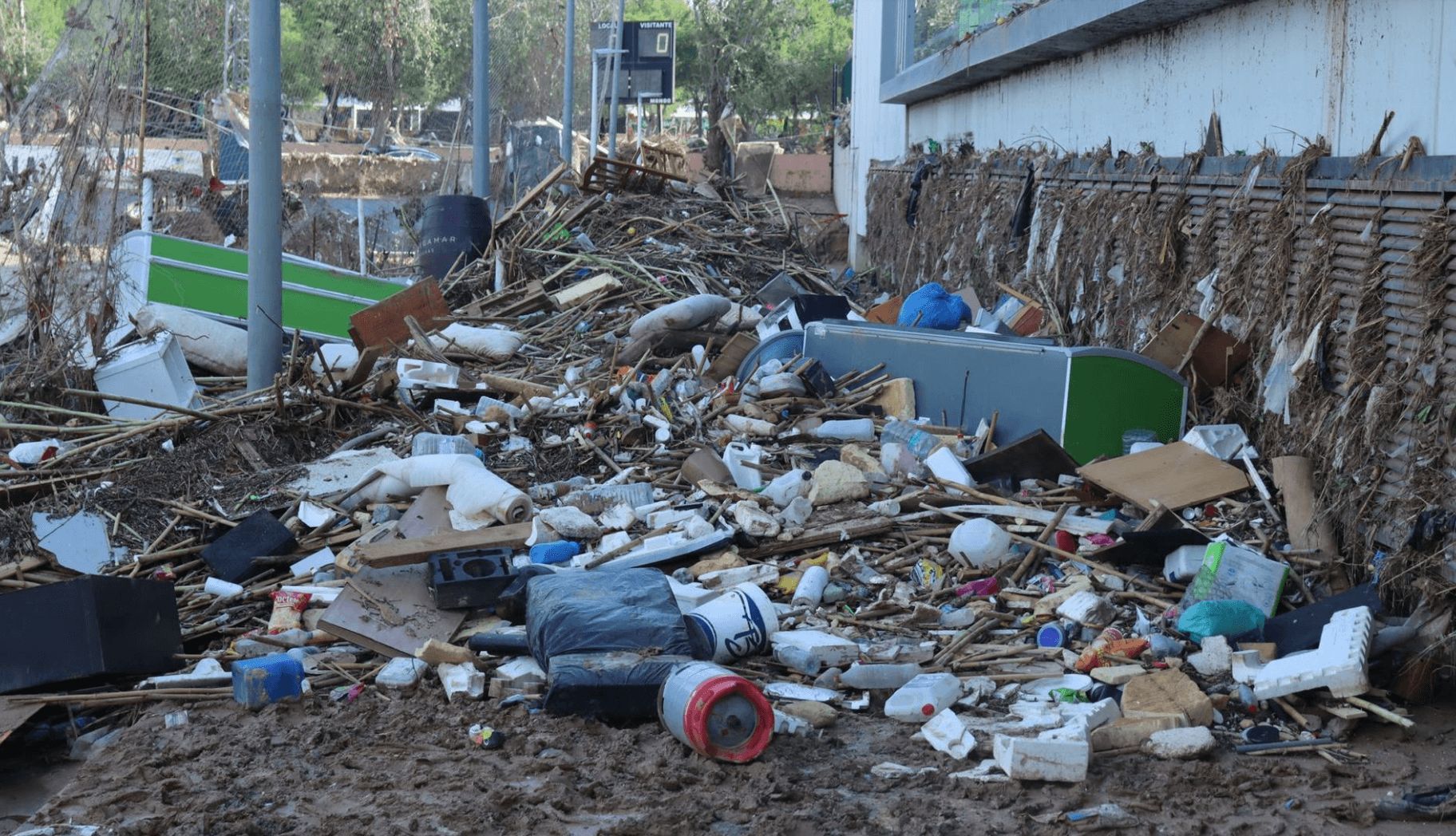  Campos de fútbol de la Comunidad Valenciana devastados por la DANA