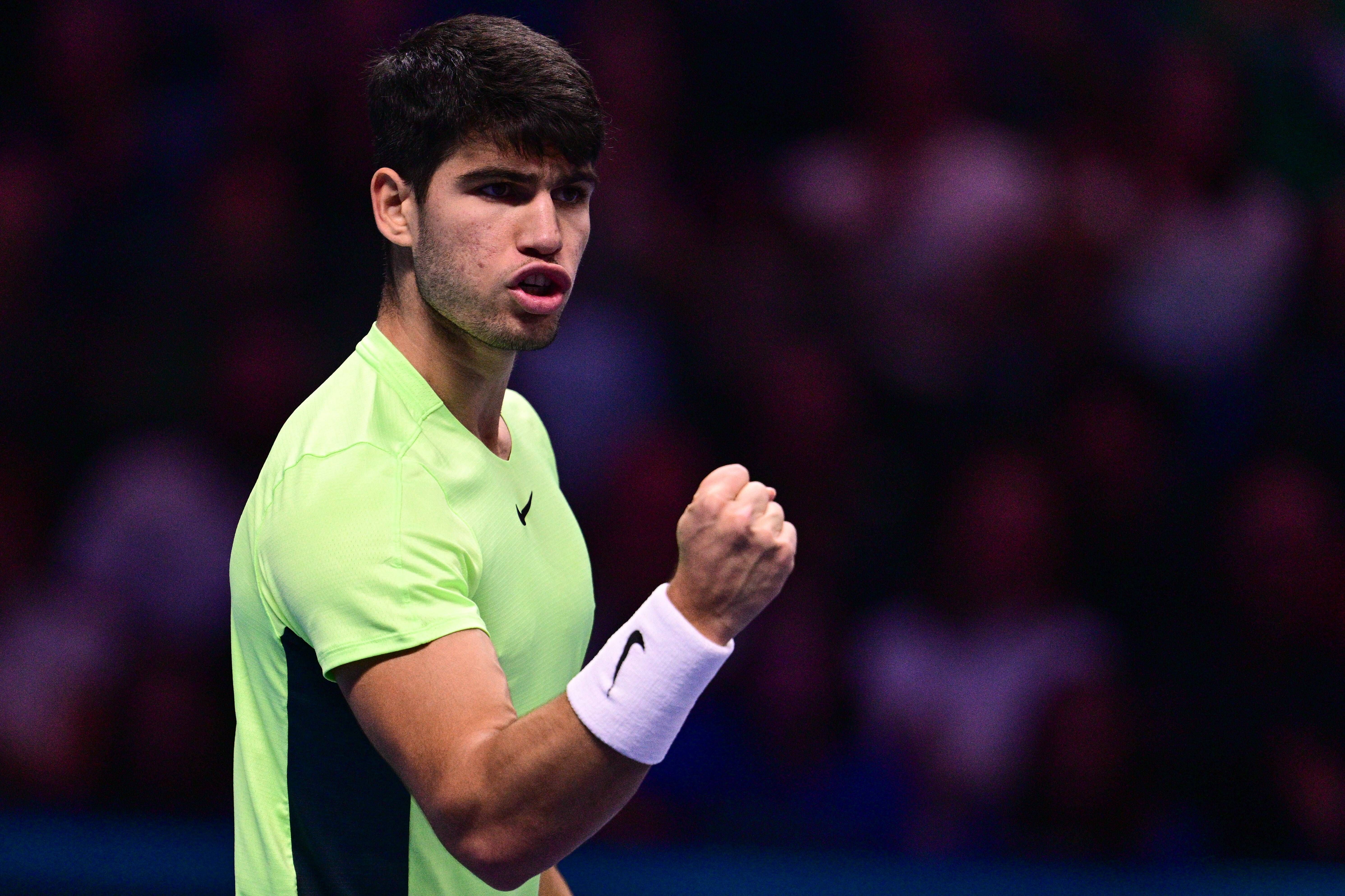 Carlos Alcaraz celebra un punto ante Rublev.