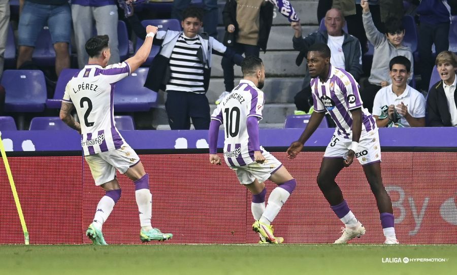 Cédric celebra su gol al Cartagena (Foto: LaLiga).