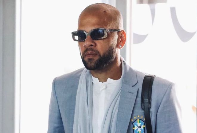 Dani Alves, exfutbolista brasileño (@danialves)