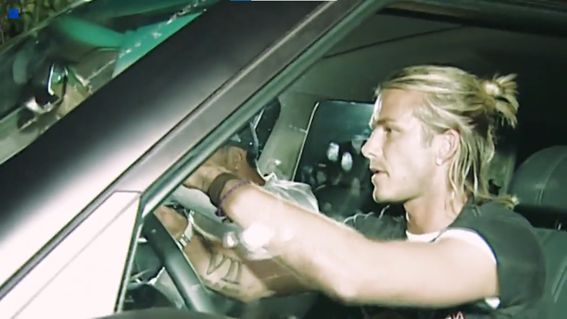  David Beckham llegando al 27º cumpleaños de Ronaldo Nazario ('Socialité')