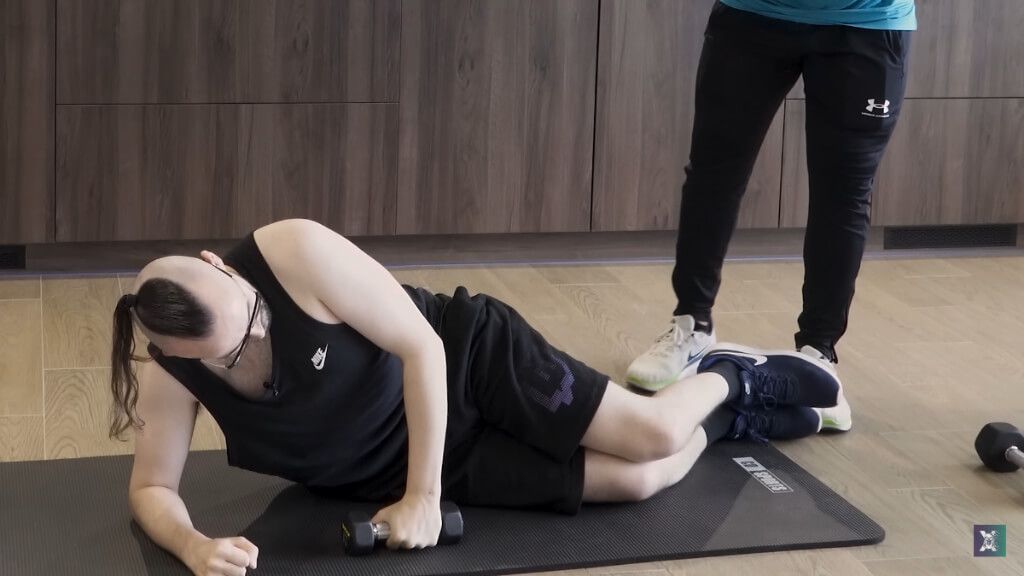 El Xokas calentando para trabajar la fuerza (@elxokas)