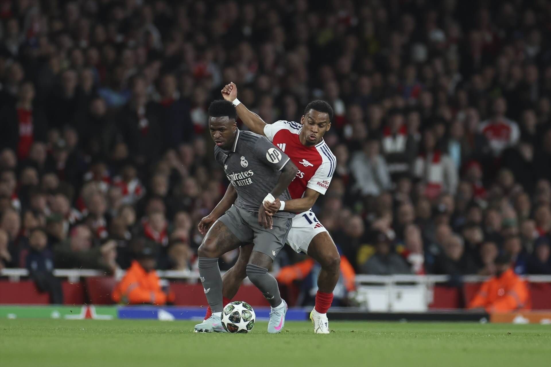 Vinicius Jr en el partido ante el Arsenal