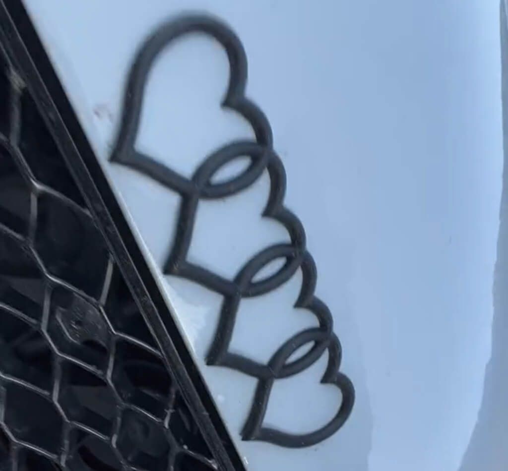  El morro del Audi TT de Naiara, totalmente personalizado (Captura @laenedenaiara).