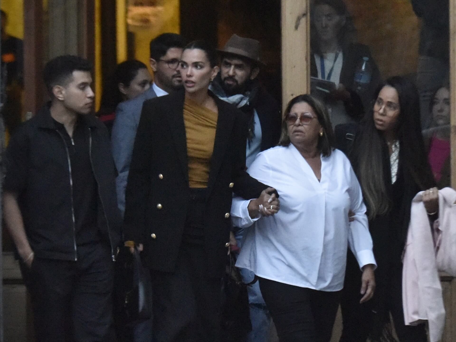  Joana Sanz en su llegada a la Audiencia de Barcelona para el juicio a Dani Alves.