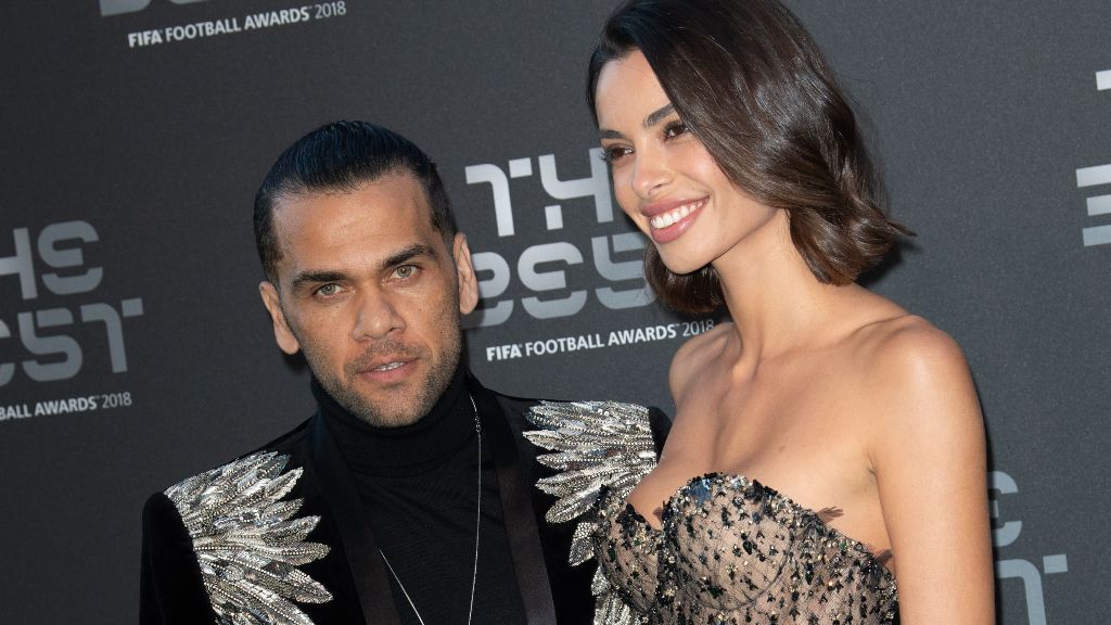 Joana Sanz y Dani Alves en un evento (Cordon Press)