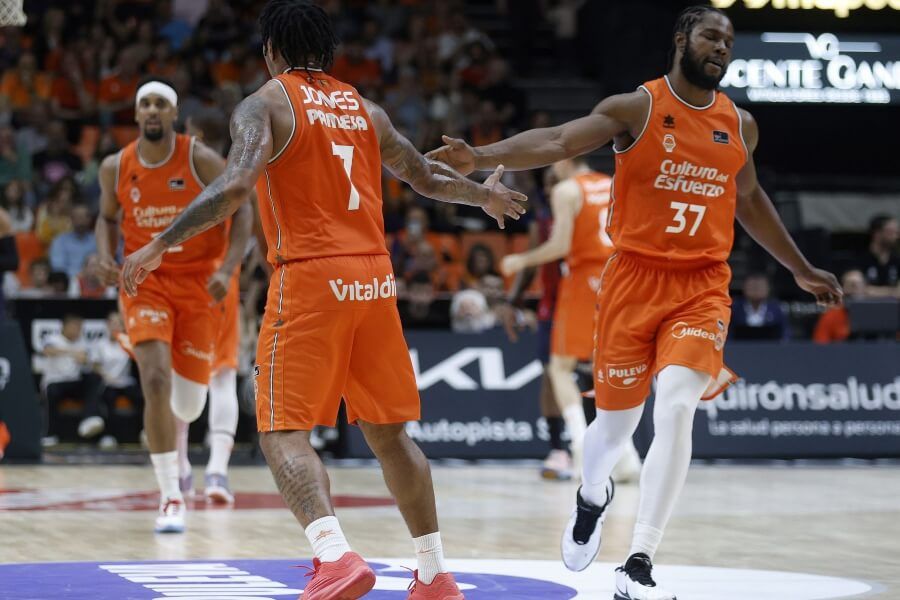 Jones & Ojeleye: la mejor actuación conjunta de la década en el Valencia Basket