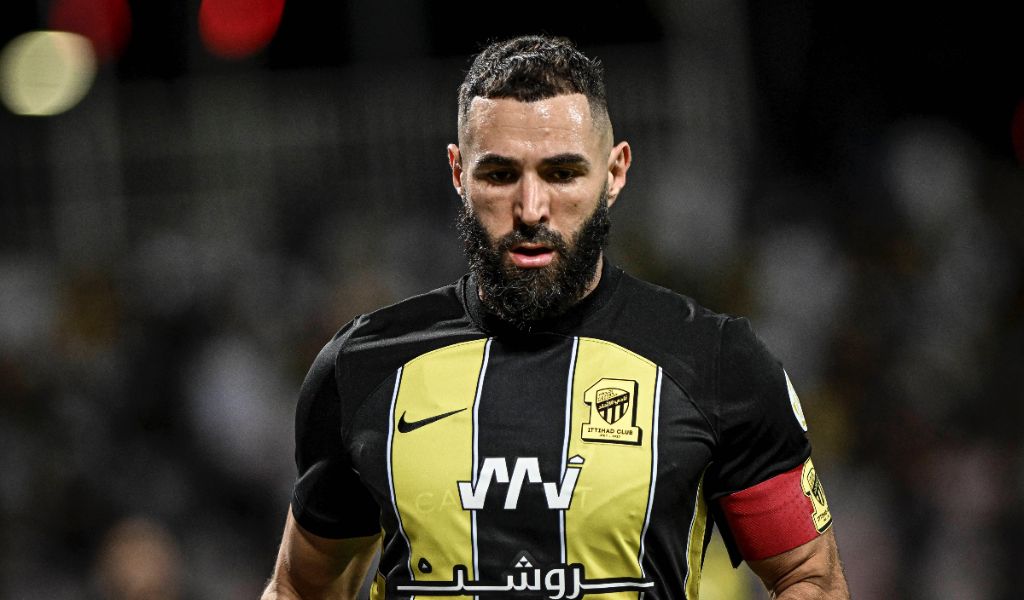  Karim Benzema jugando un partido con el Al-Ittihad (Fuente: Cordon Press)