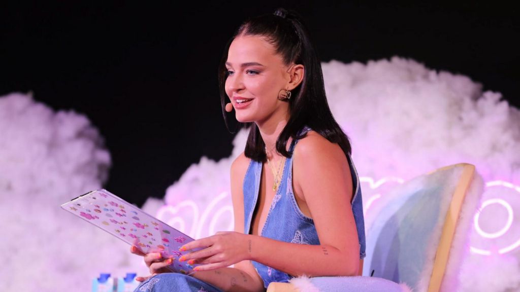  Laura Escanes en la presentación de su podcast 'Entre el cielo las nubes' (Cordon Press)