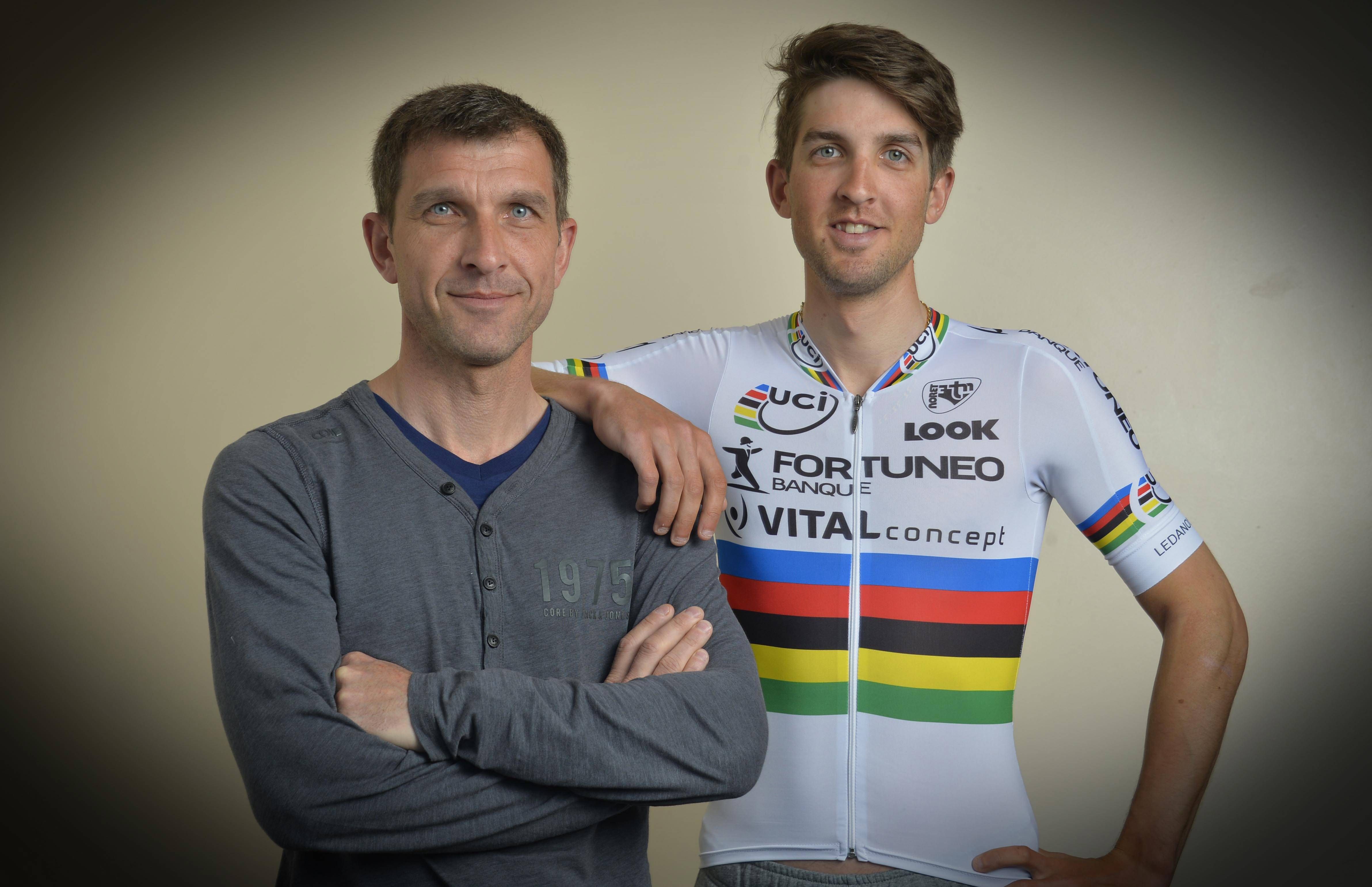  Yvon Ledanois con su hijo Kevin, Campeón del mundo 2016: