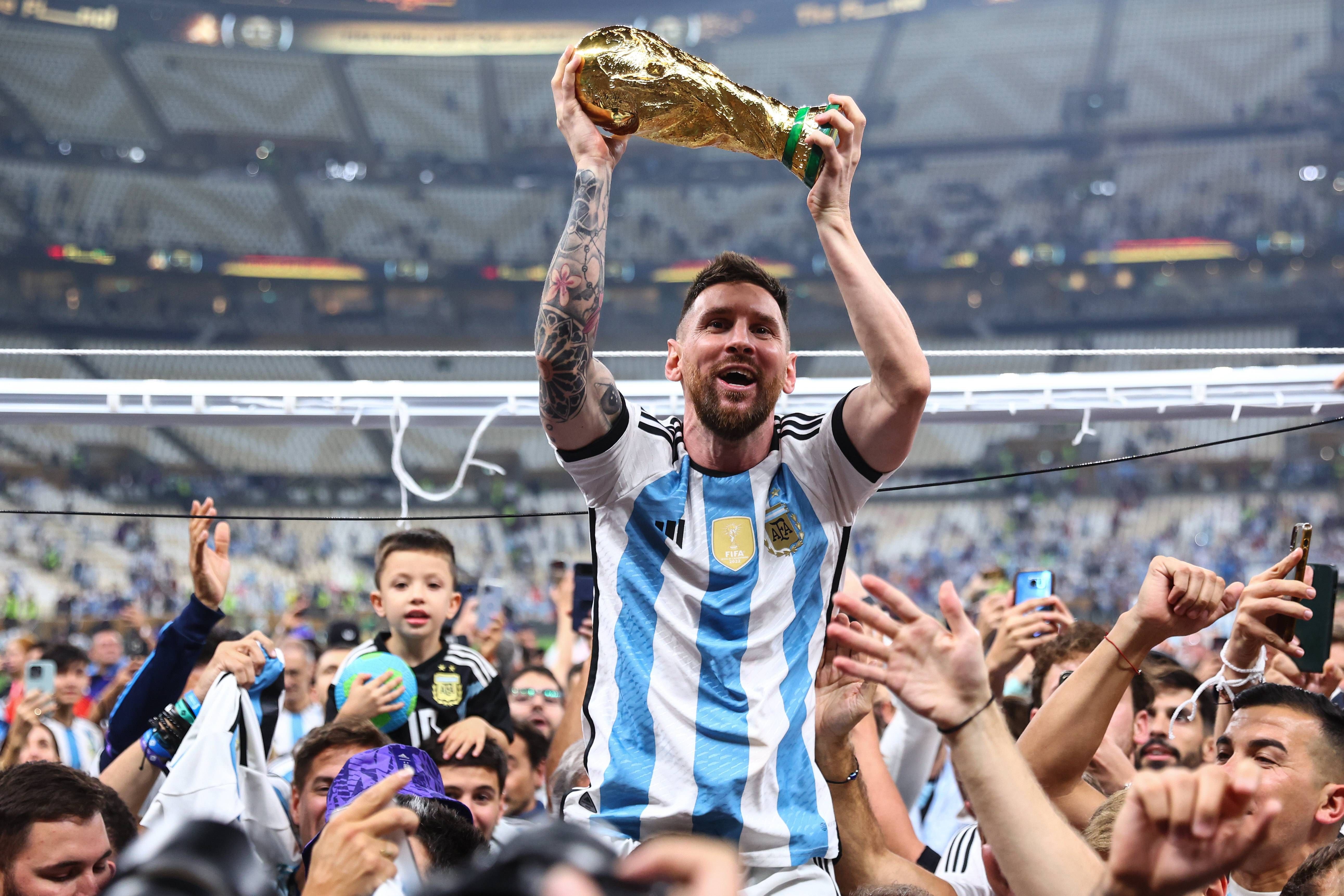  Leo Messi celebra el triunfo de Argentina en el Mundial.