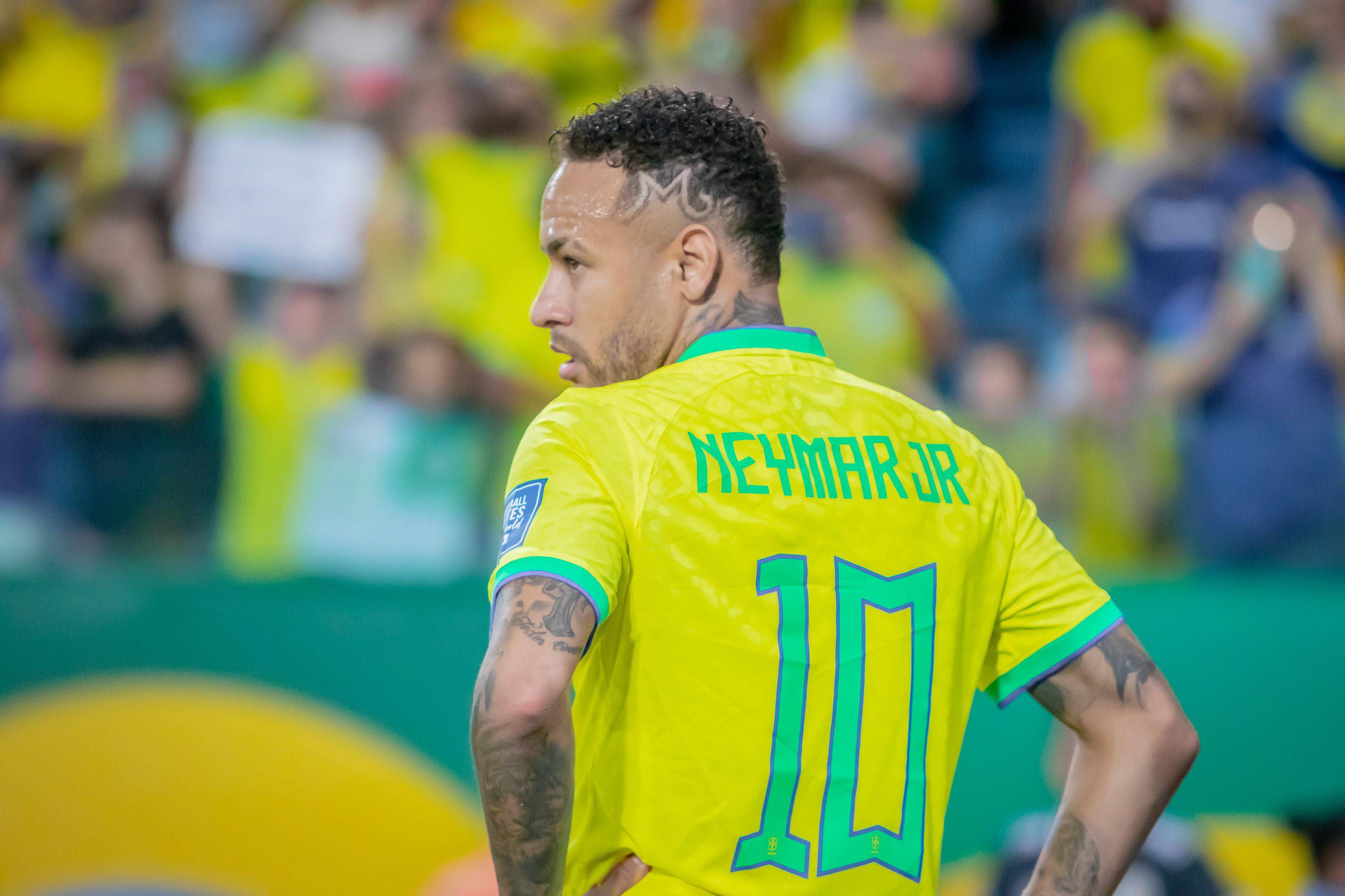  Neymar con la selección brasileña.