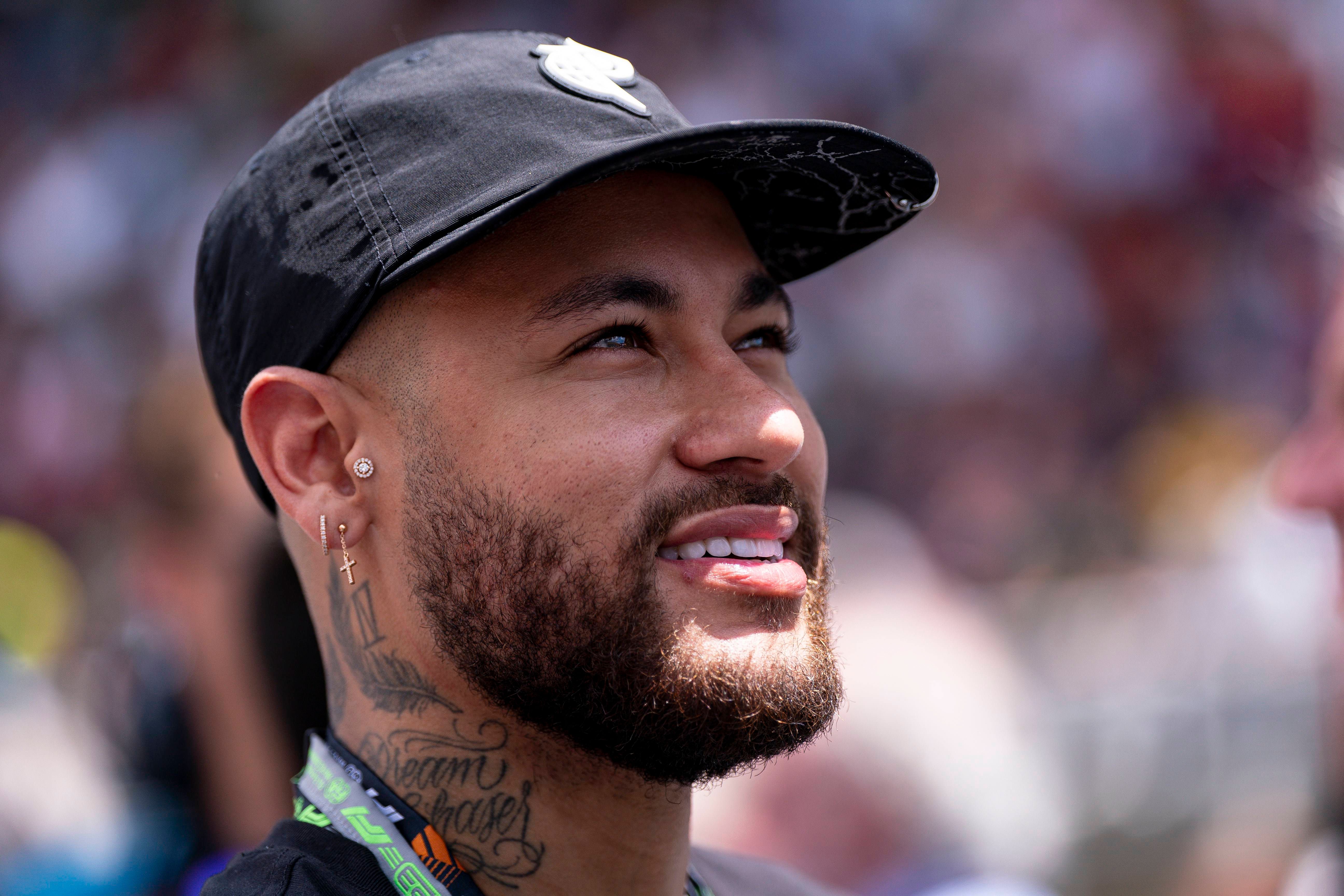 Neymar en su visita a la Fórmula 1 (Cordon Press)