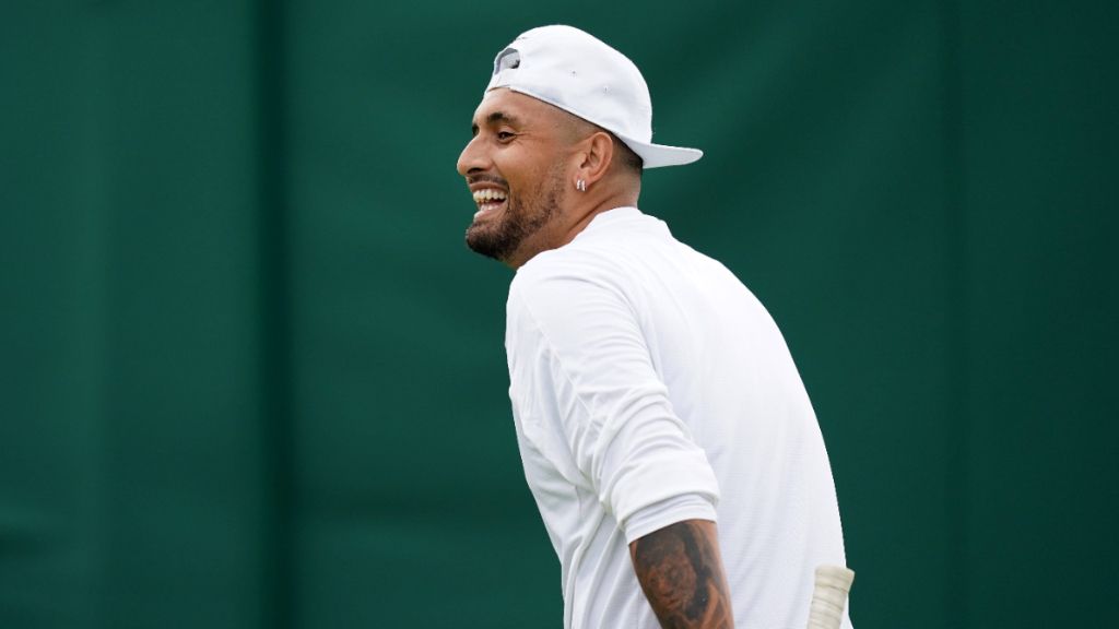 Nick Kyrgios practicando para el torneo de Wimbledon. (Fuente: Cordon Press)
