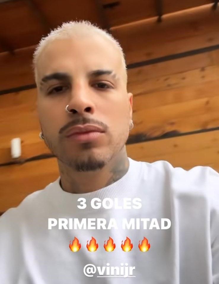  Rauw Alejandro celebró el hat trick de Vinicius Jr (@rauwalejandro)