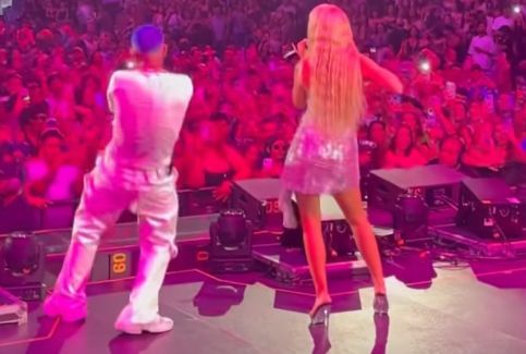  Rauw Alejandro y Bad Gyal comparten escenario en Puerto Rico (@akabadgyal)