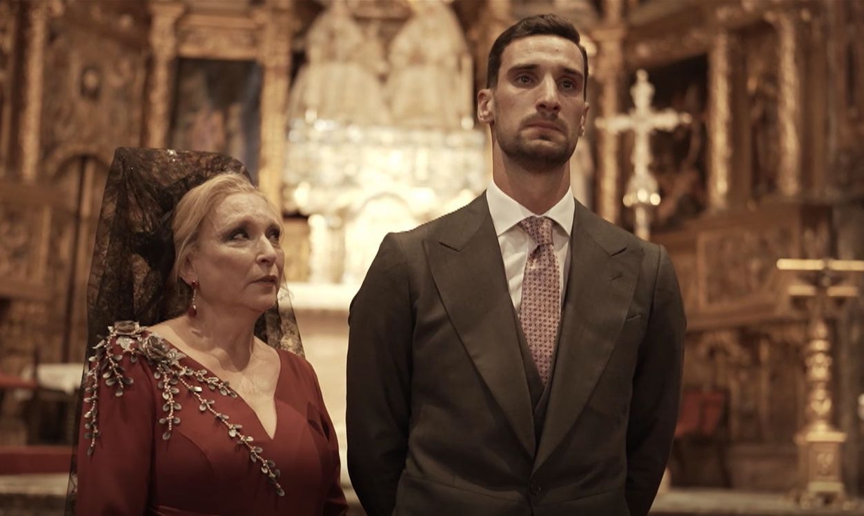  Sergio Rico, emocionado esperando en el altar a Alba Silva ('WAGS: Ellas también juegan')