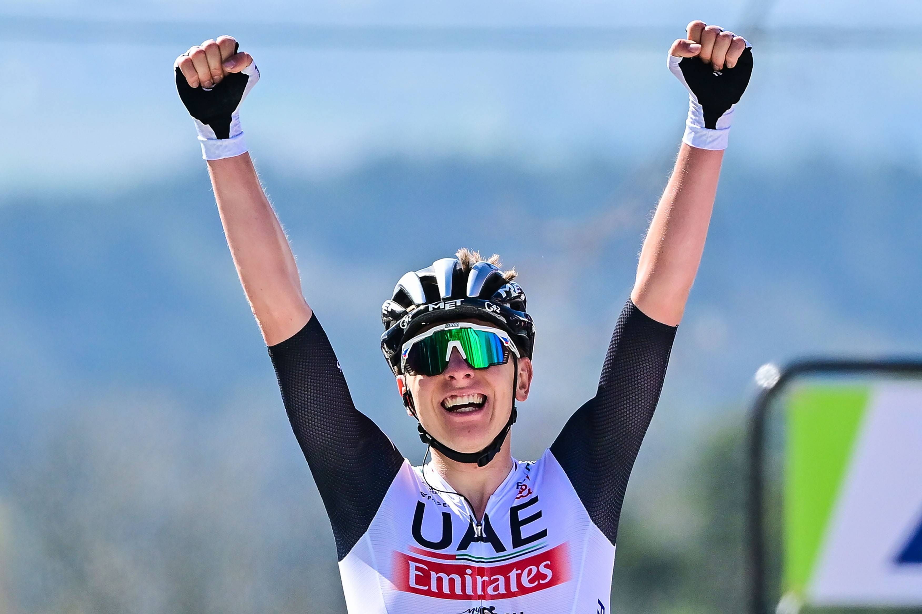  Tadej Pogacar vence en la Flecha Valona.