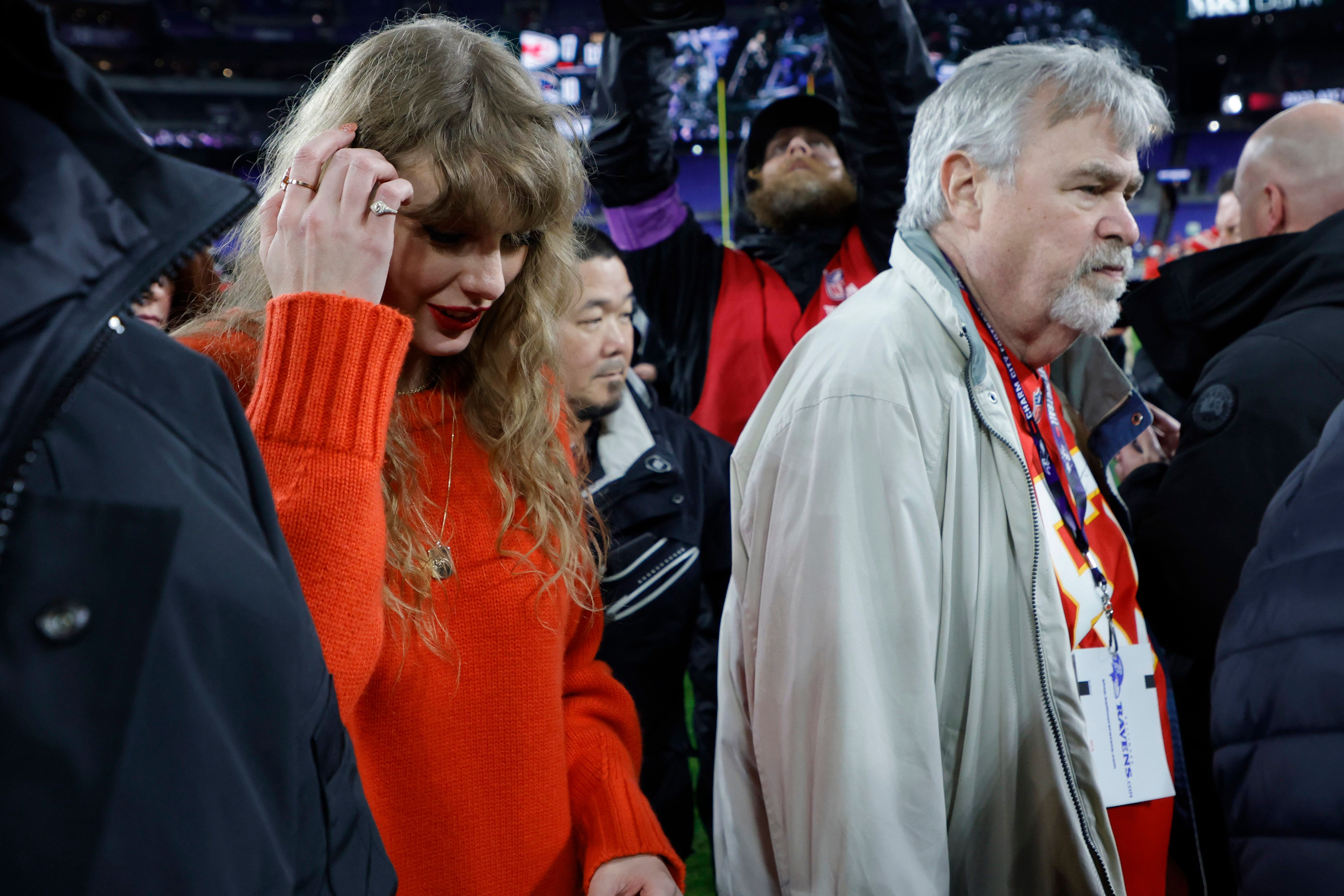 Taylor Swift será una de las celebridades que estará en la Super Bowl..