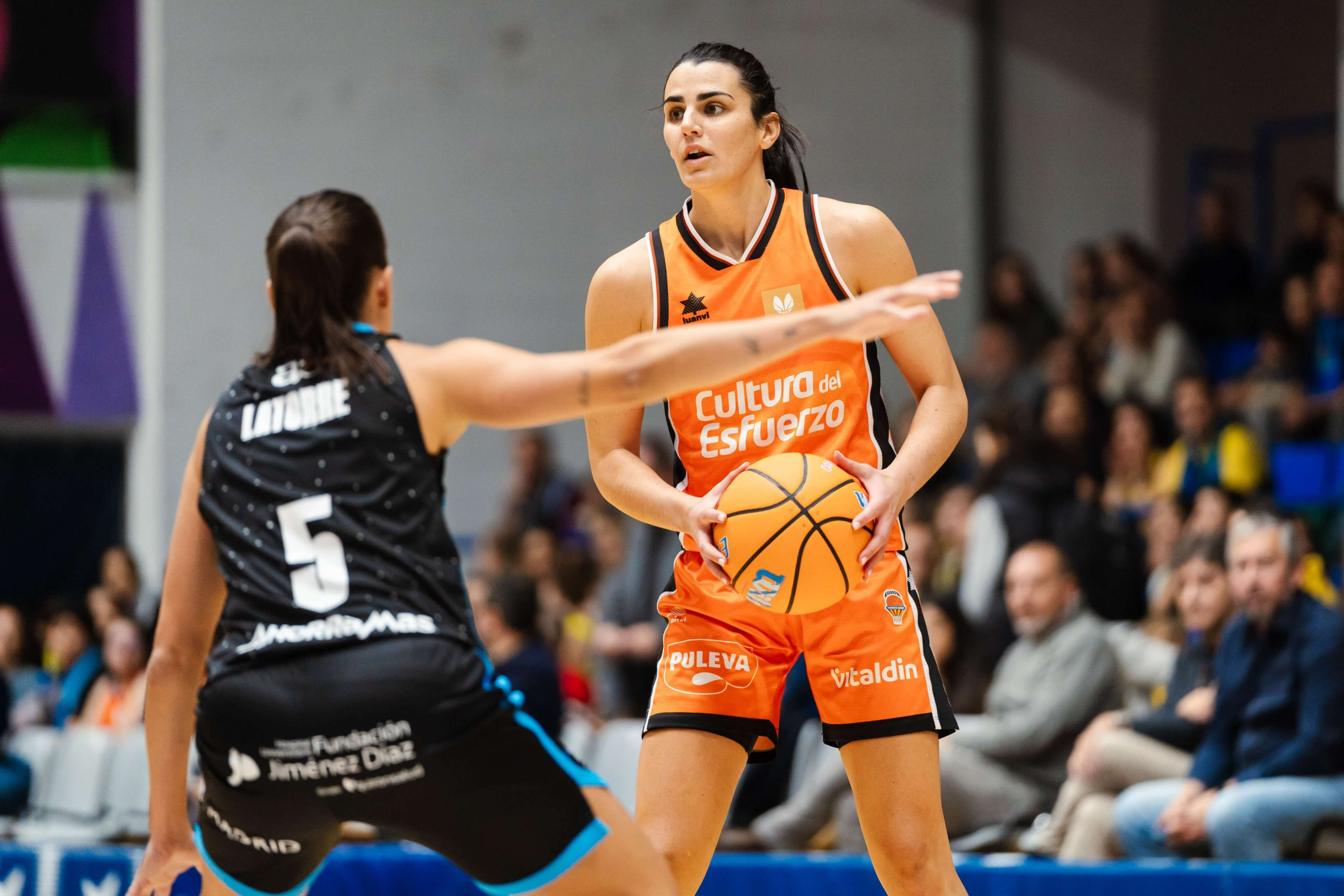 Valencia Basket gana a Estudiantes