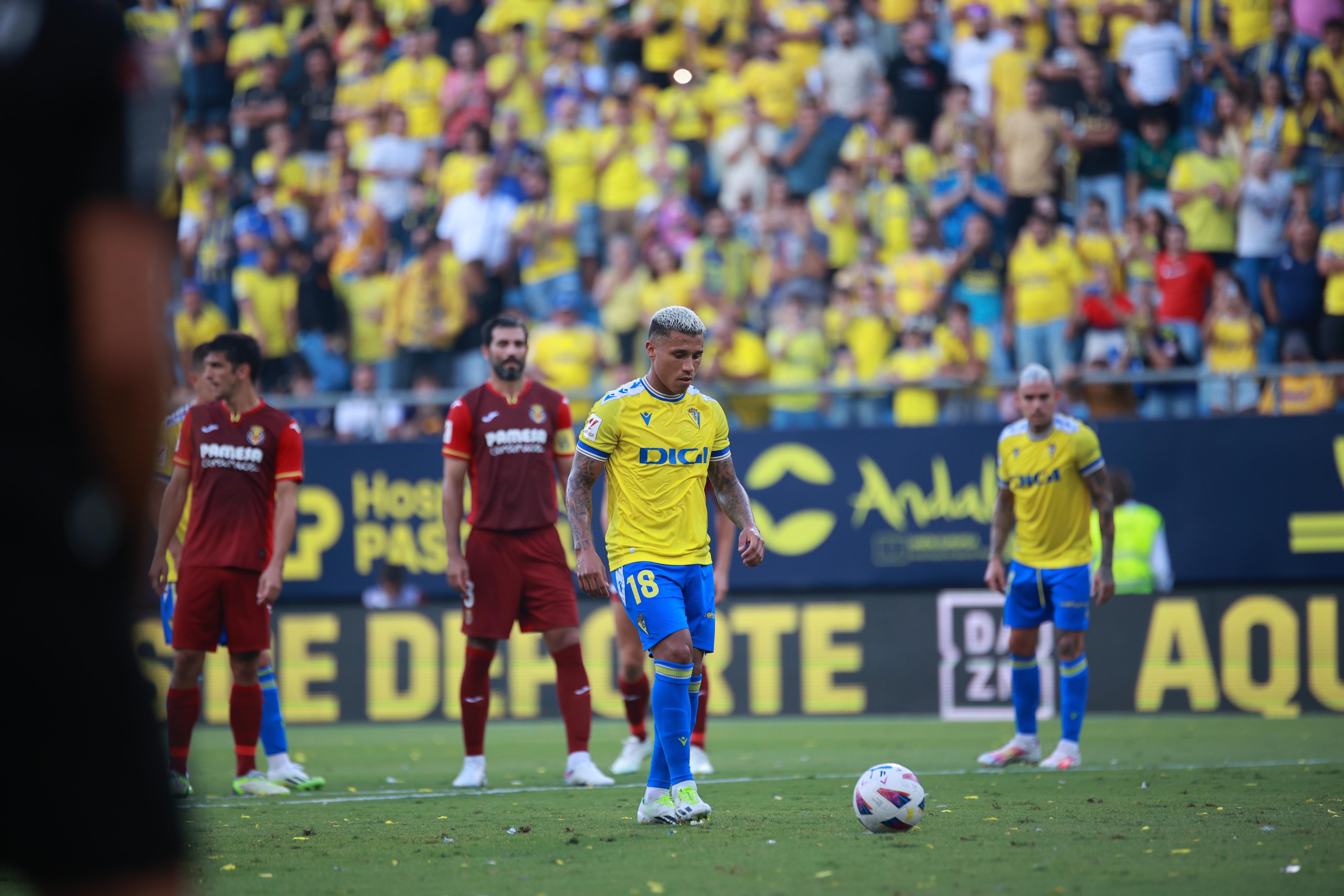En directo, Cádiz - Villarreal (Foto: Cristo García).