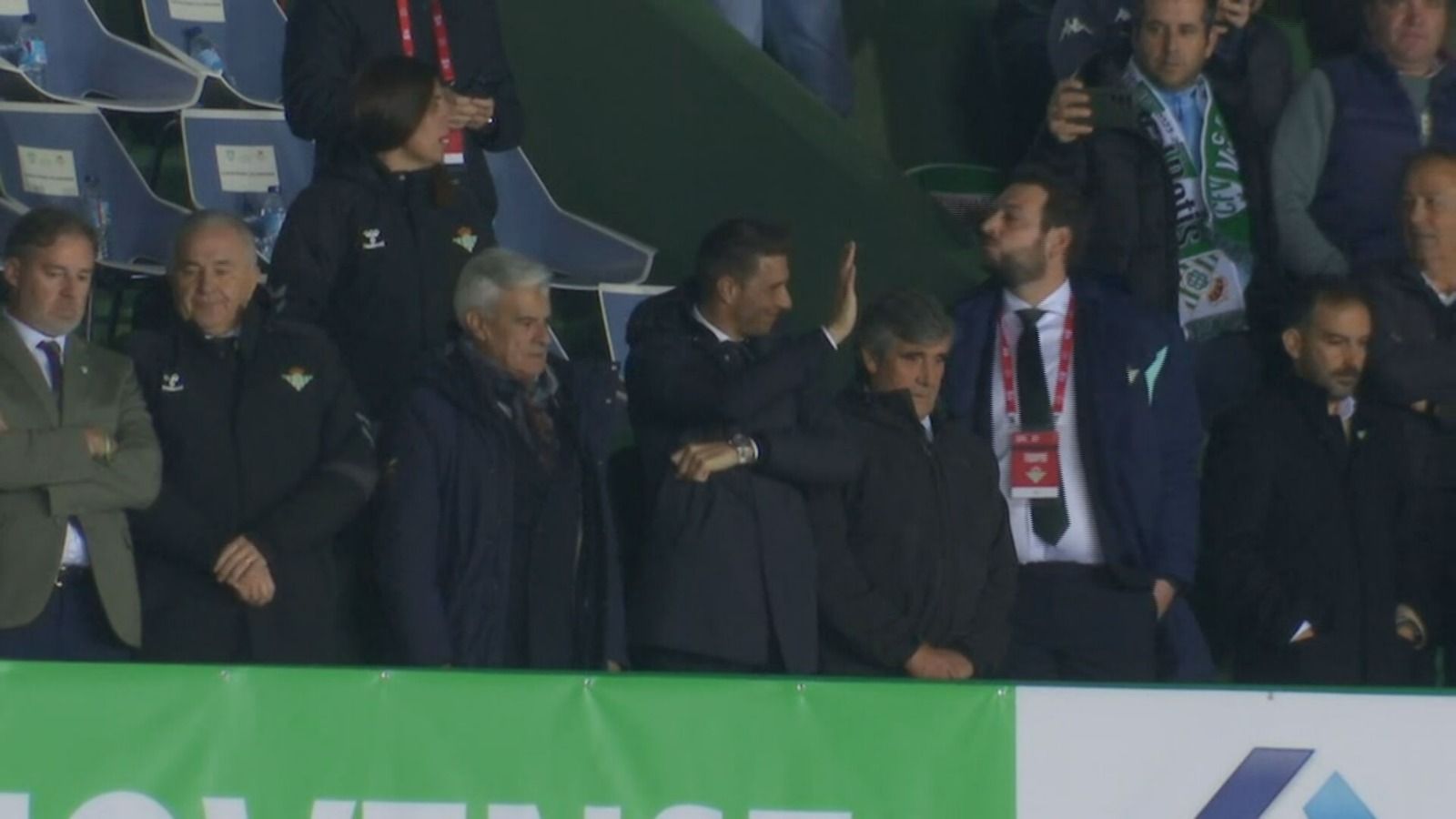  Joaquín Sánchez, en el palco de honor durante el partido Villanovense-Betis.