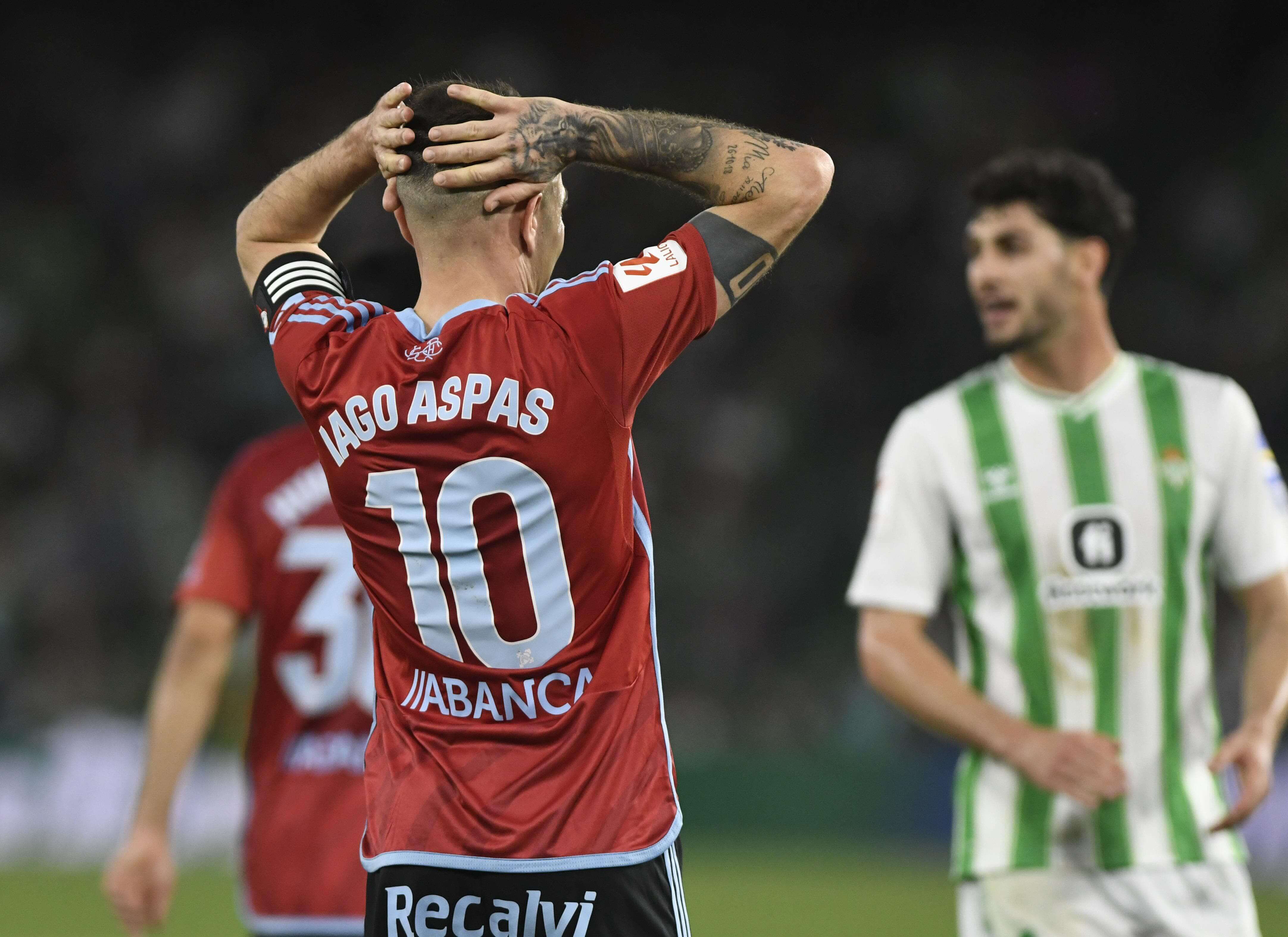 Iago Aspas se lamenta en el Betis - Celta.