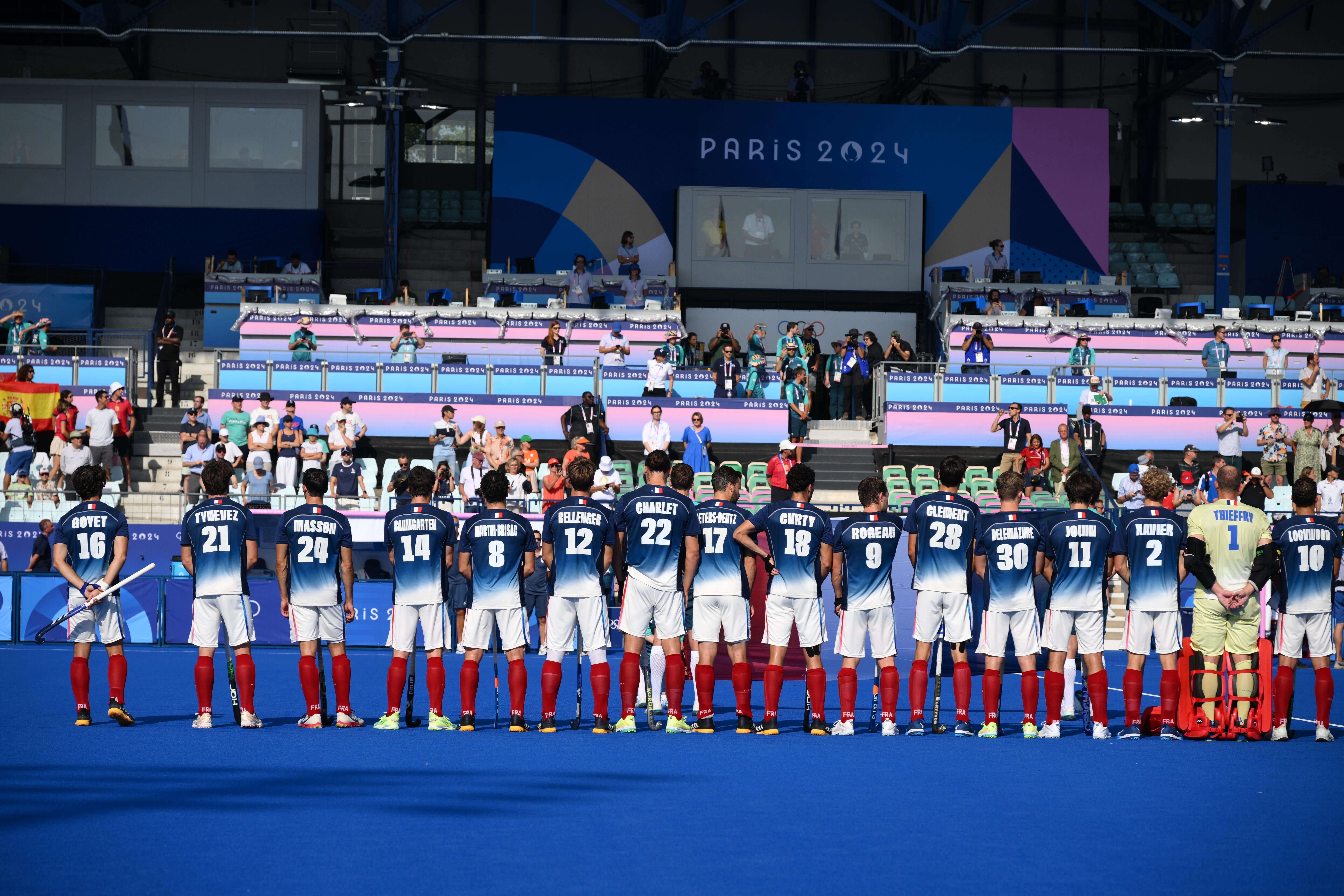 Inicio España-Francia de hockey en París