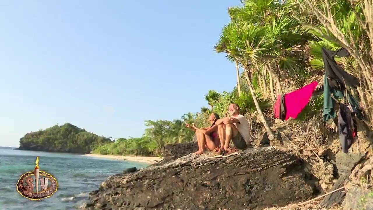  Aurah Ruiz y Pedro García Aguado, cantando en 'Supervivientes 2024' (Telecinco)
