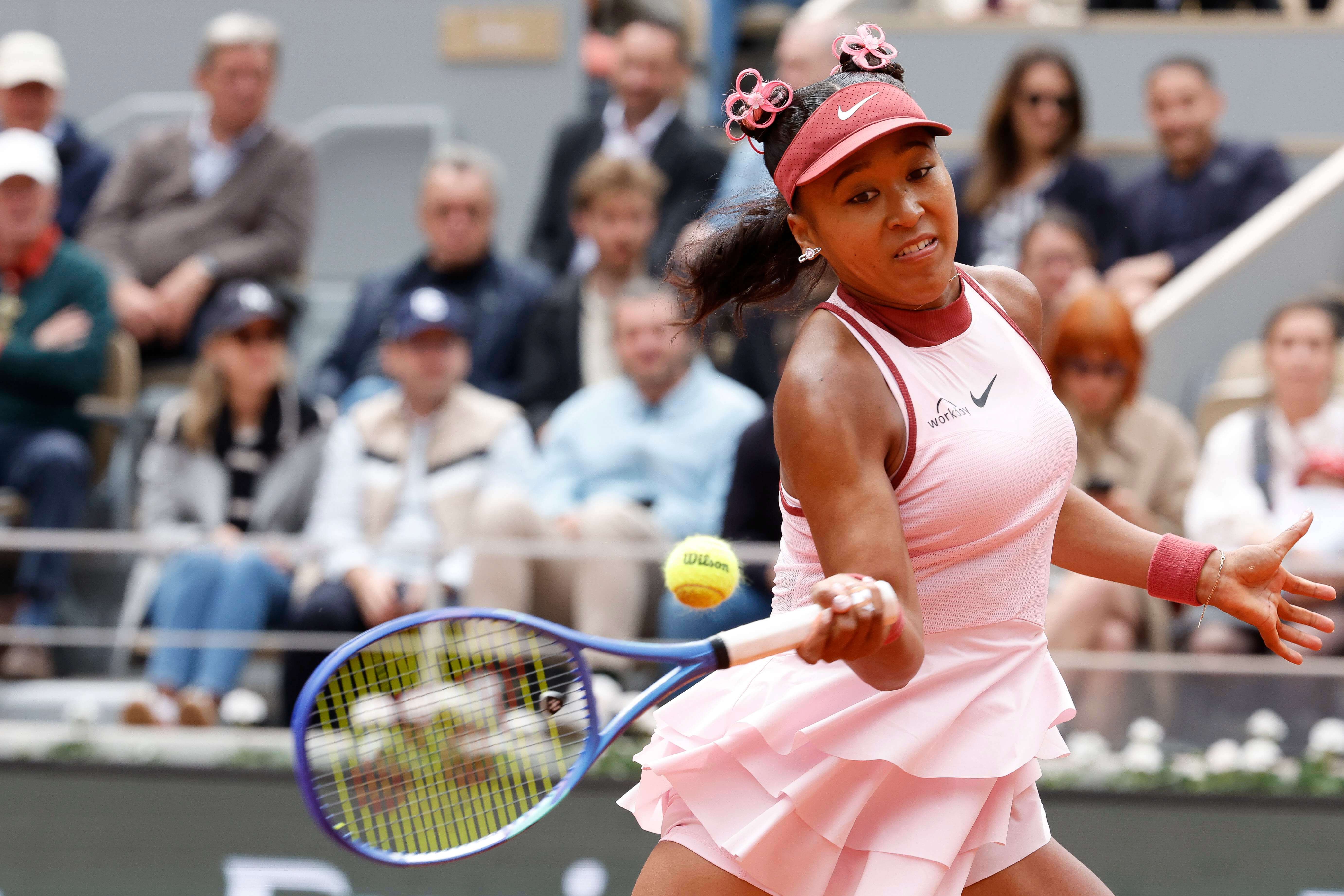 Naomi Osaka en el partido ante Paula Badosa en Roland Garros