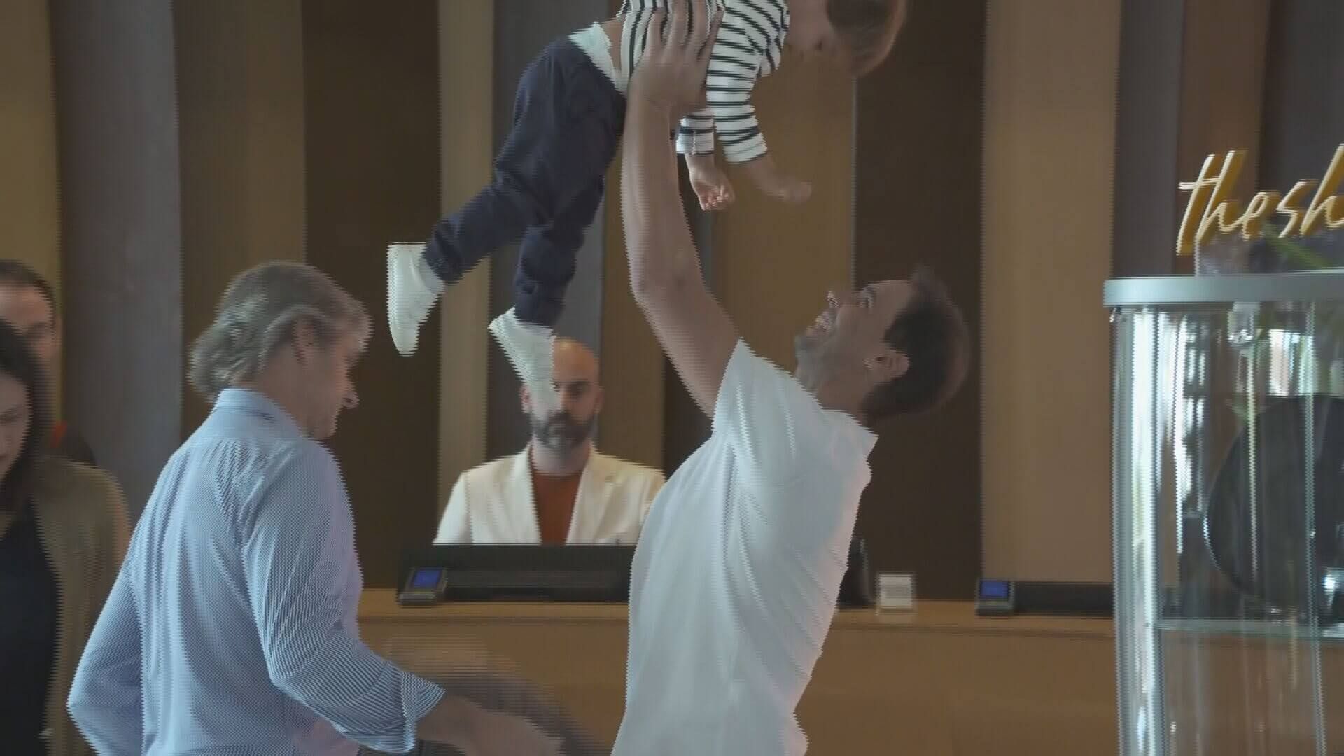  Rafa Nadal jugando junto a su hijo (ElDesmarque)