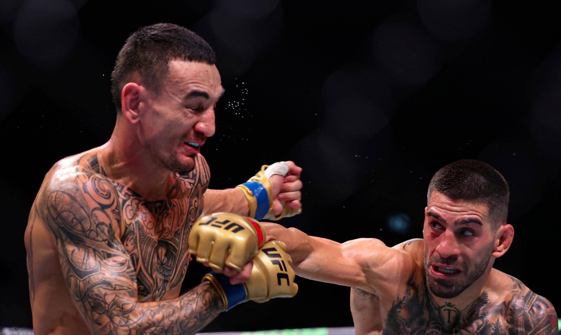  Ilia Topuria en el momento de noquear a Max Holloway (EFE)