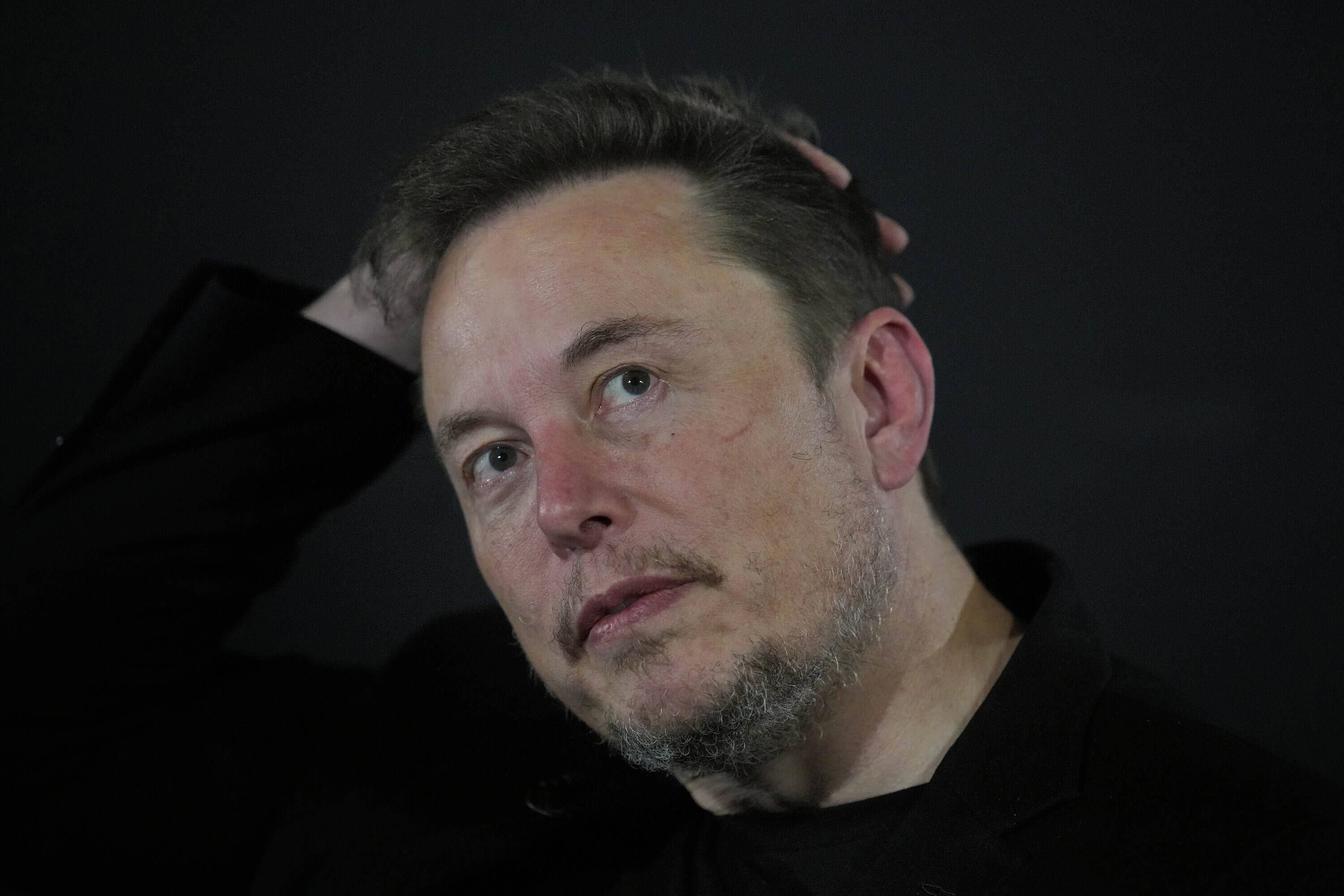  Elon Musk, durante una entrevista (foto: Cordon Press).