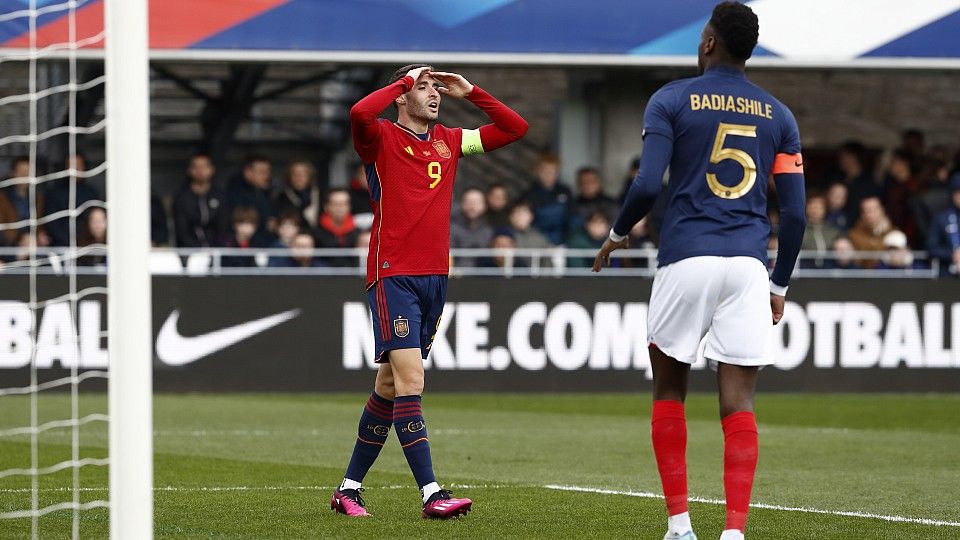  Abel Ruiz, en el Francia-España sub 21.