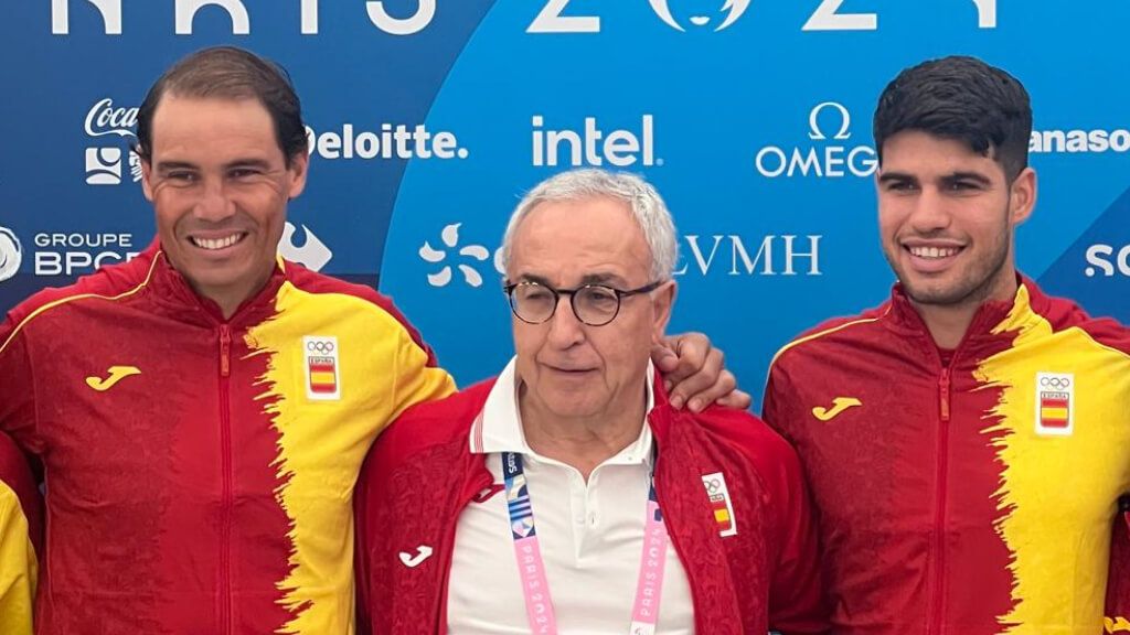  Carlos Alcaraz y Rafa Nadal junto a Alejandro Blanco