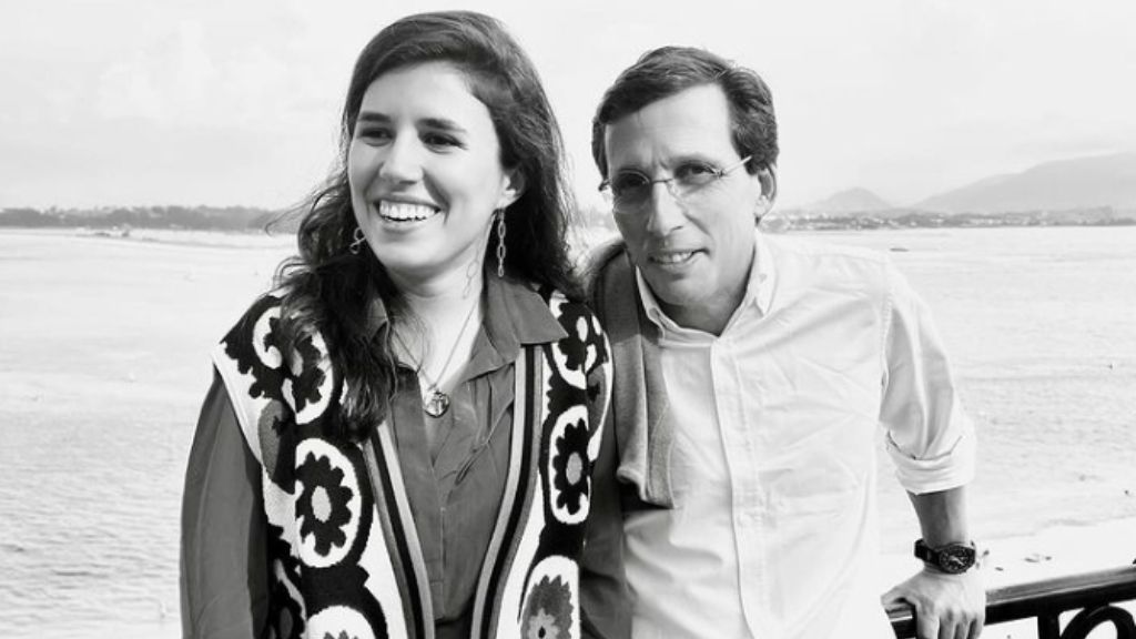  Almeida ha dedicado unas bonitas palabras a su prometida en redes sociales (@martinez_almeida_)