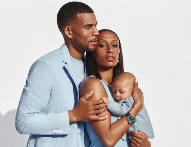 Ana Peleteiro posa junto a Benjami Compaoré y su hija Lúa (@apeleteirob)