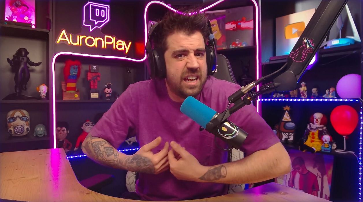  Auronplay critica a Twitch por La Velada del año 3.