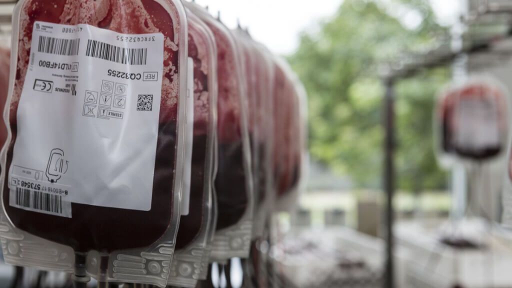 Bolsas de sangre donada (@Madridonasangre)