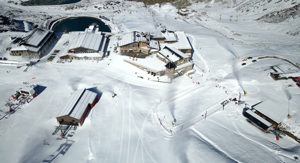 La estación de esquí y montaña de Sierra Nevada.