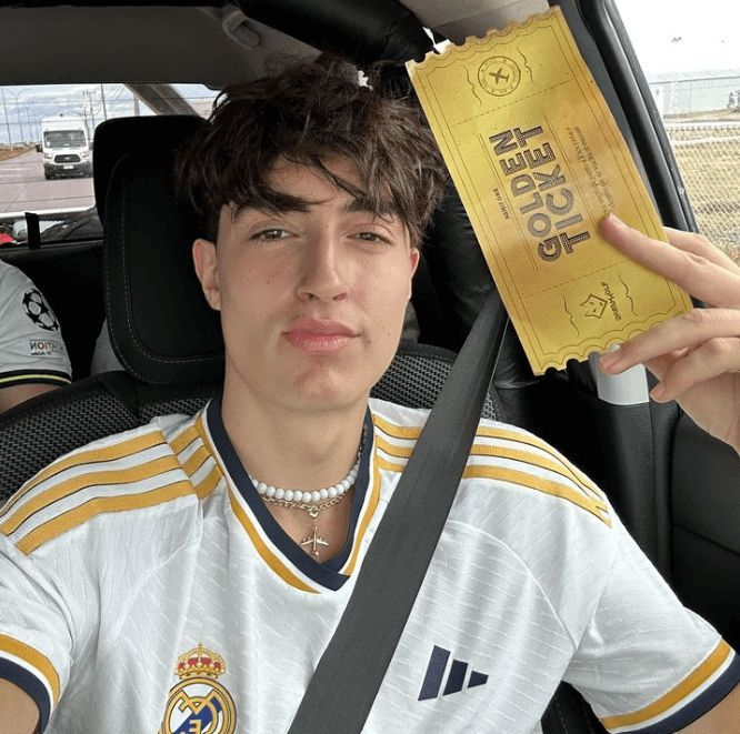  YoSoyPlex, creador de contenido digital