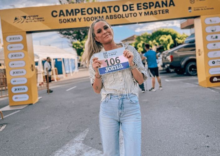  Verdeliss con su dorsal del Campeonato de España de 100 kilómetros