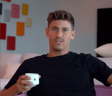 Marcos Llorente en un anuncio de Irreverentes