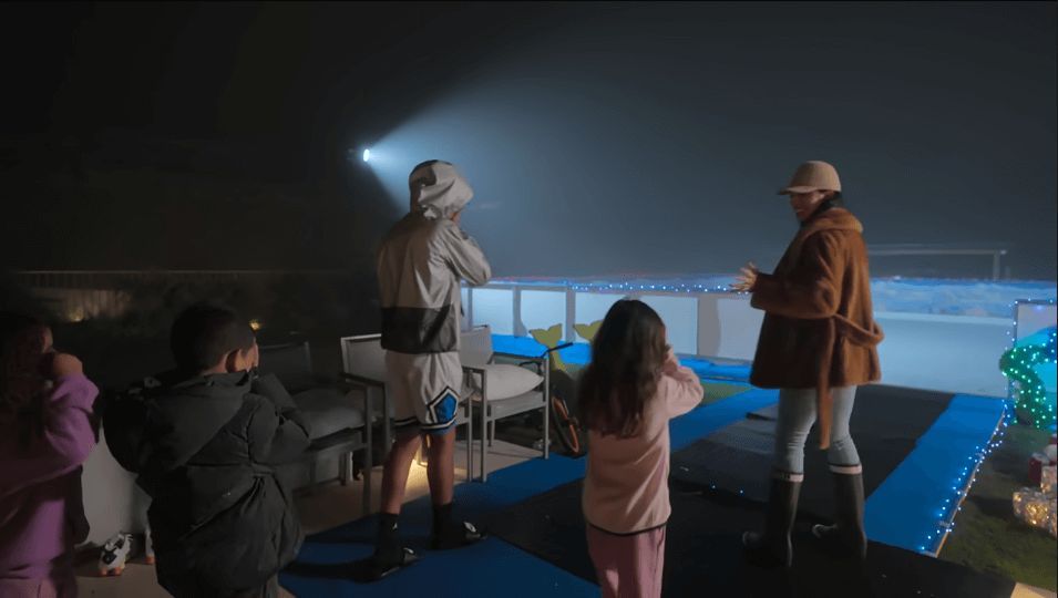 Georgina y su fiesta de Navidad en 'Soy Georgina' (Captura de Netflix)